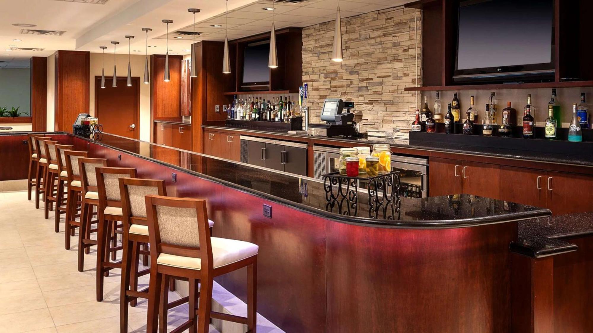Sonesta Hotel Houston Iah Airport Exterior photo