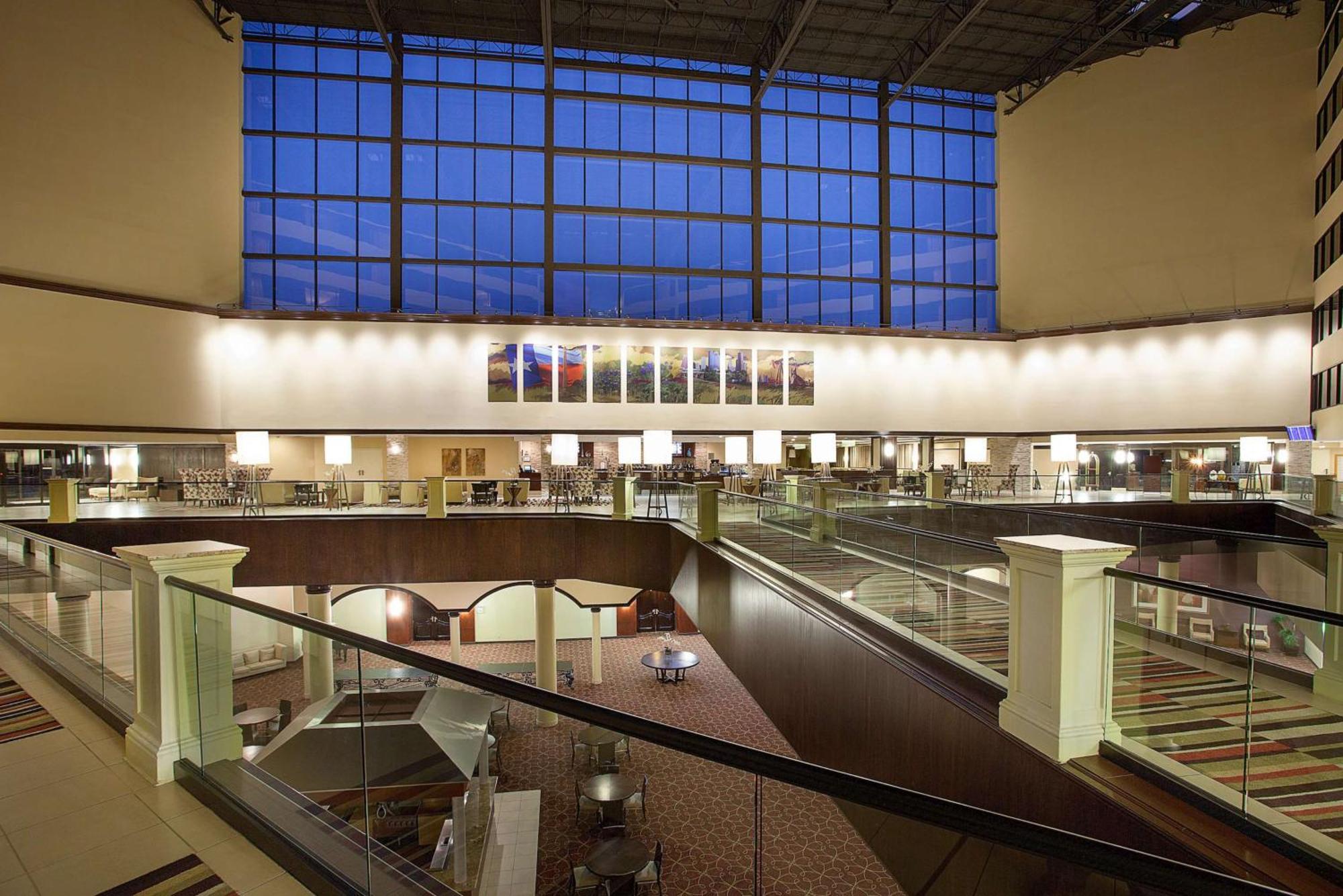 Sonesta Hotel Houston Iah Airport Exterior photo